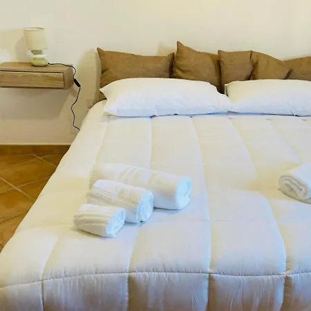 Guest house Niki's House Garden