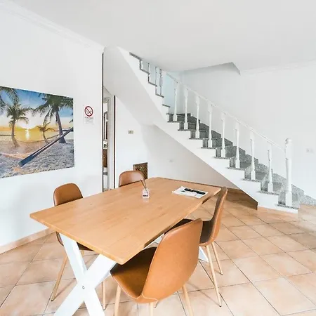 Guest house Niki's House Garden