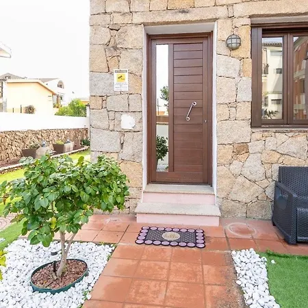 Niki's House Garden بيت ضيافة *